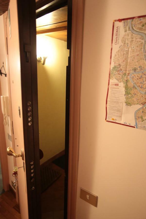 Appartement Un Tetto Al Pantheon à Rome Extérieur photo